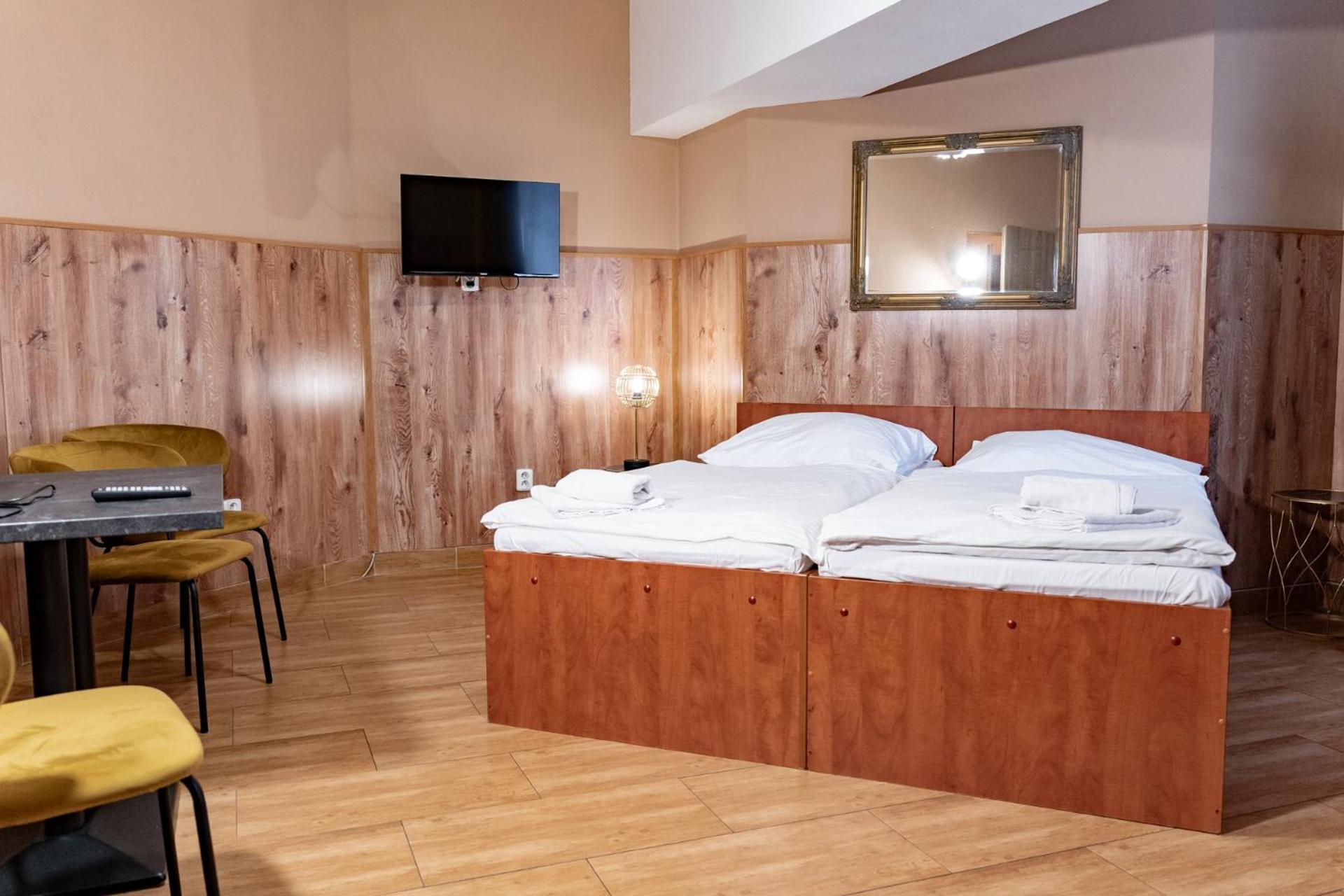 Hotel Taurus Ostrava Exteriör bild