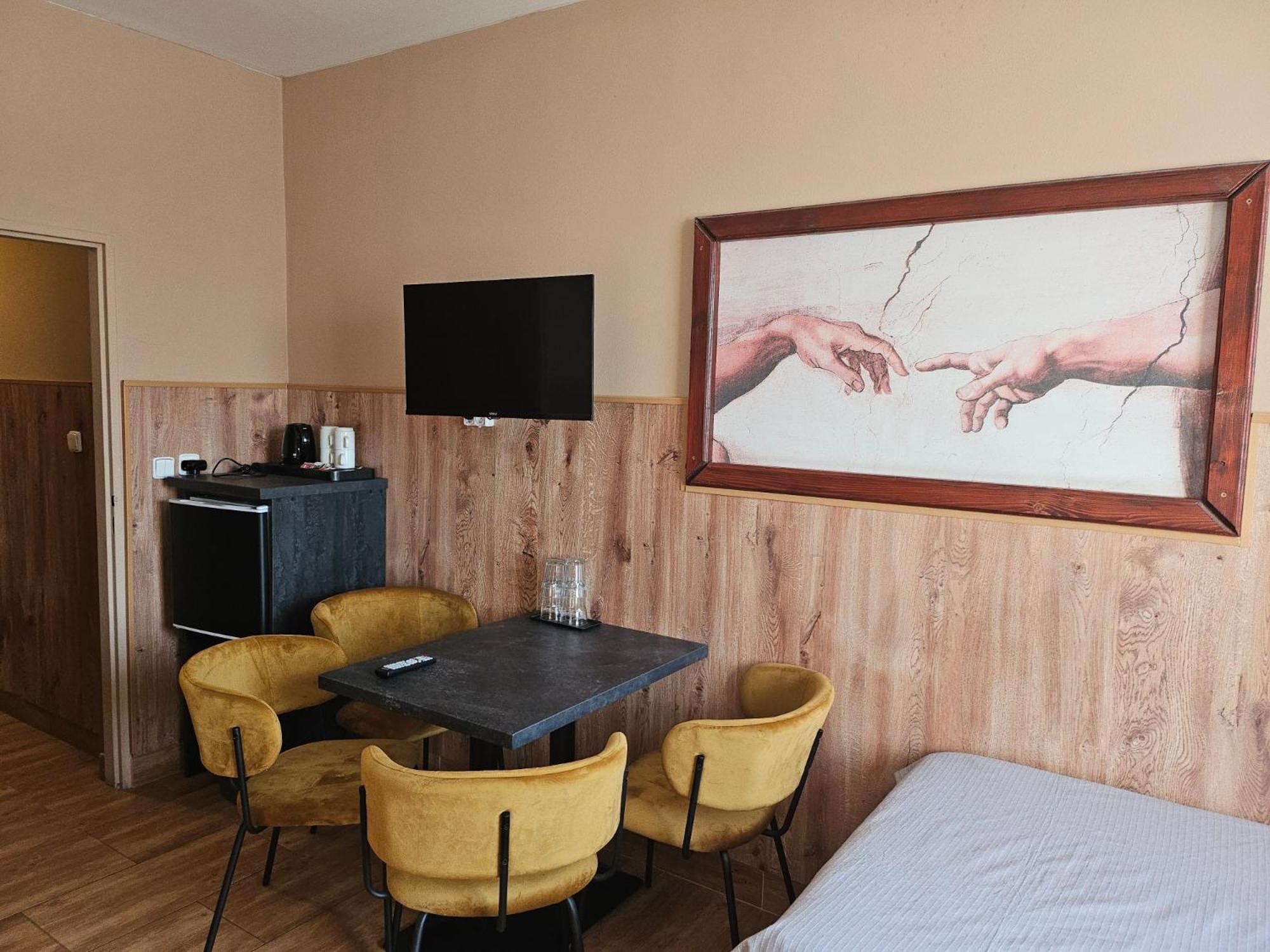 Hotel Taurus Ostrava Exteriör bild