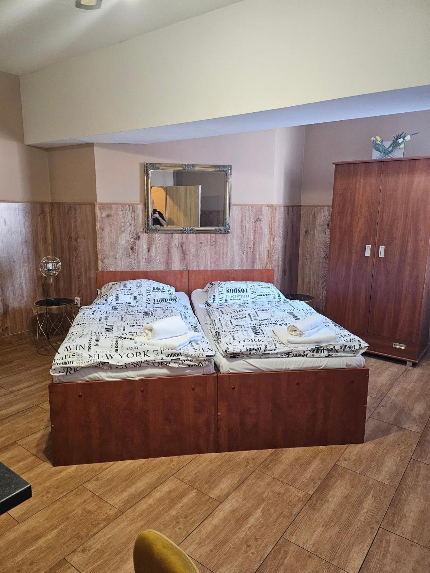 Hotel Taurus Ostrava Exteriör bild