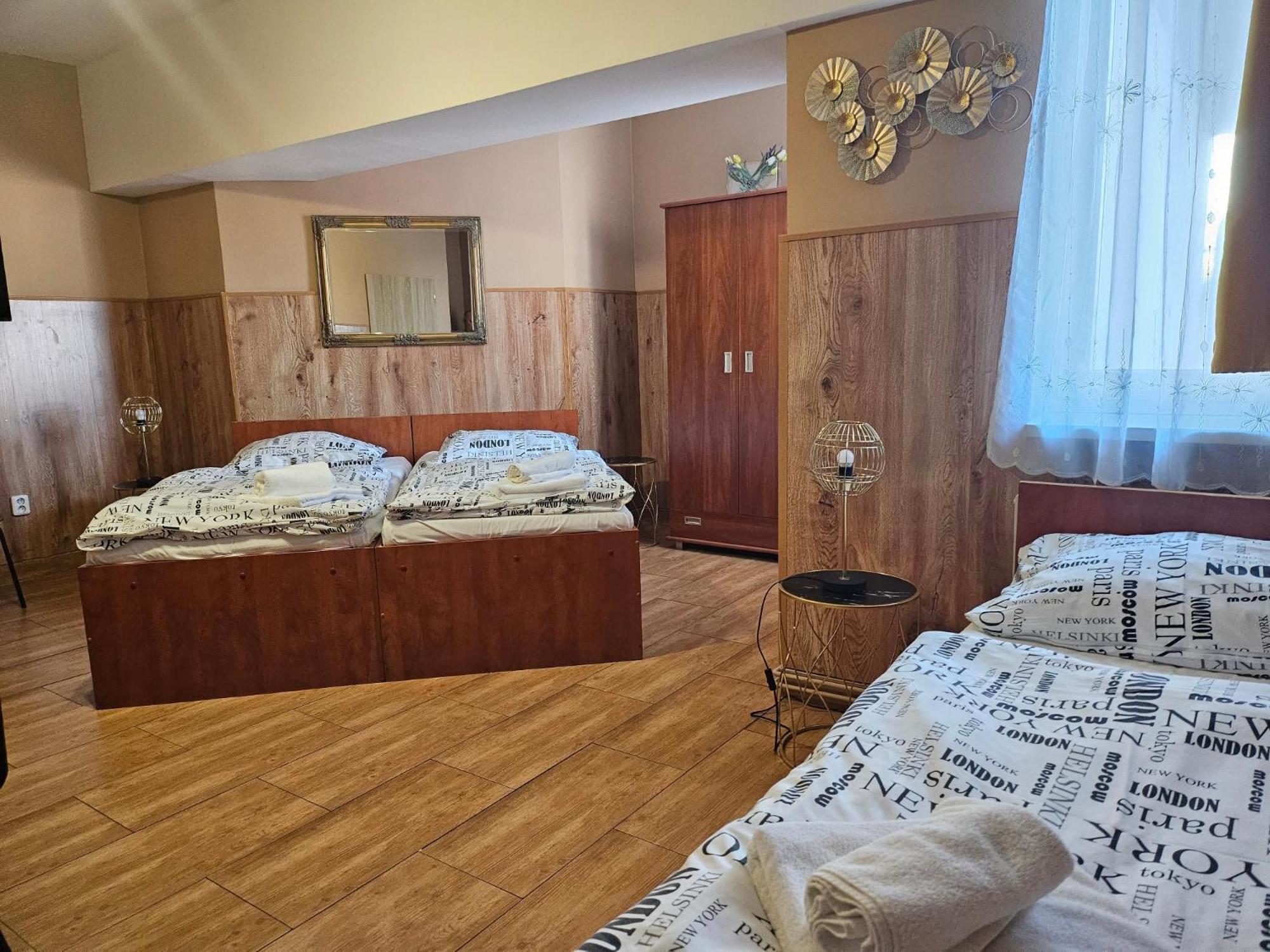 Hotel Taurus Ostrava Exteriör bild