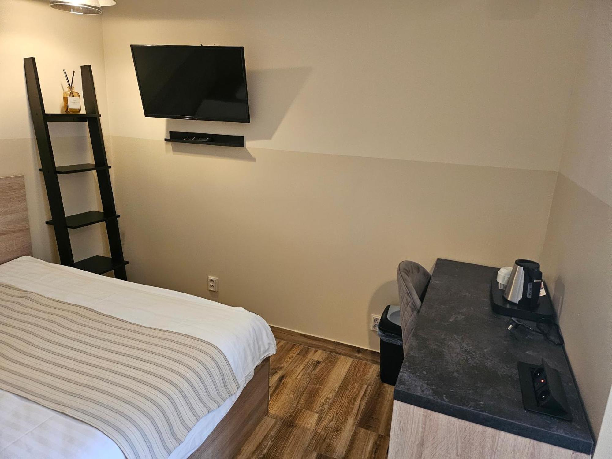 Hotel Taurus Ostrava Exteriör bild