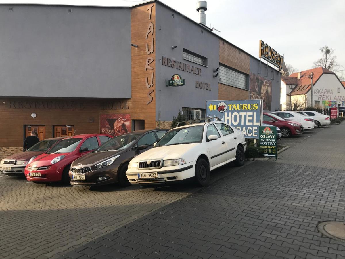 Hotel Taurus Ostrava Exteriör bild
